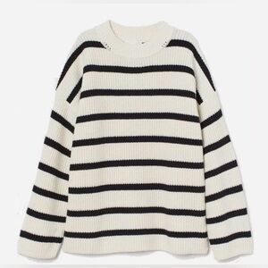 NWT Oversized rib knit black & white stripe knit sweater H&M small